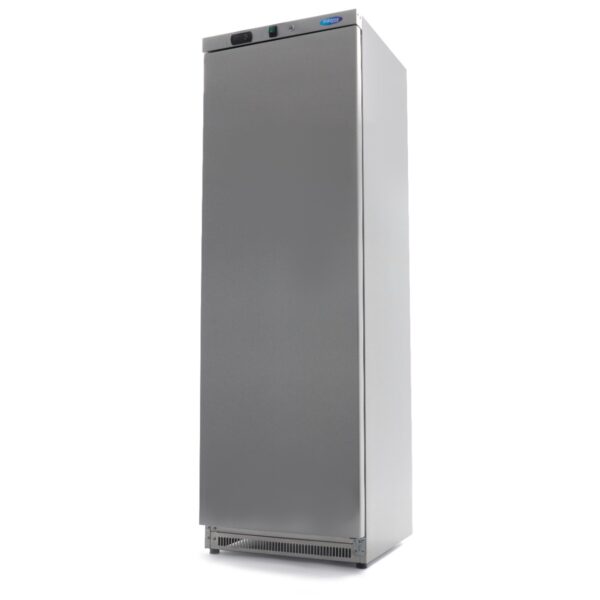 Armadio frigo Maxima 400 L a porta cieca in acciaio inox, vista di tre quarti