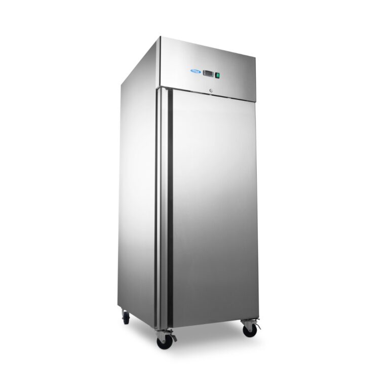 Armadio frigo Maxima per pasticceria da 800 litri in acciaio inox per teglie 60x80 cm, su ruote, vista di tre quarti